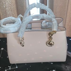 Michael Kors 2 way Handbag brand new